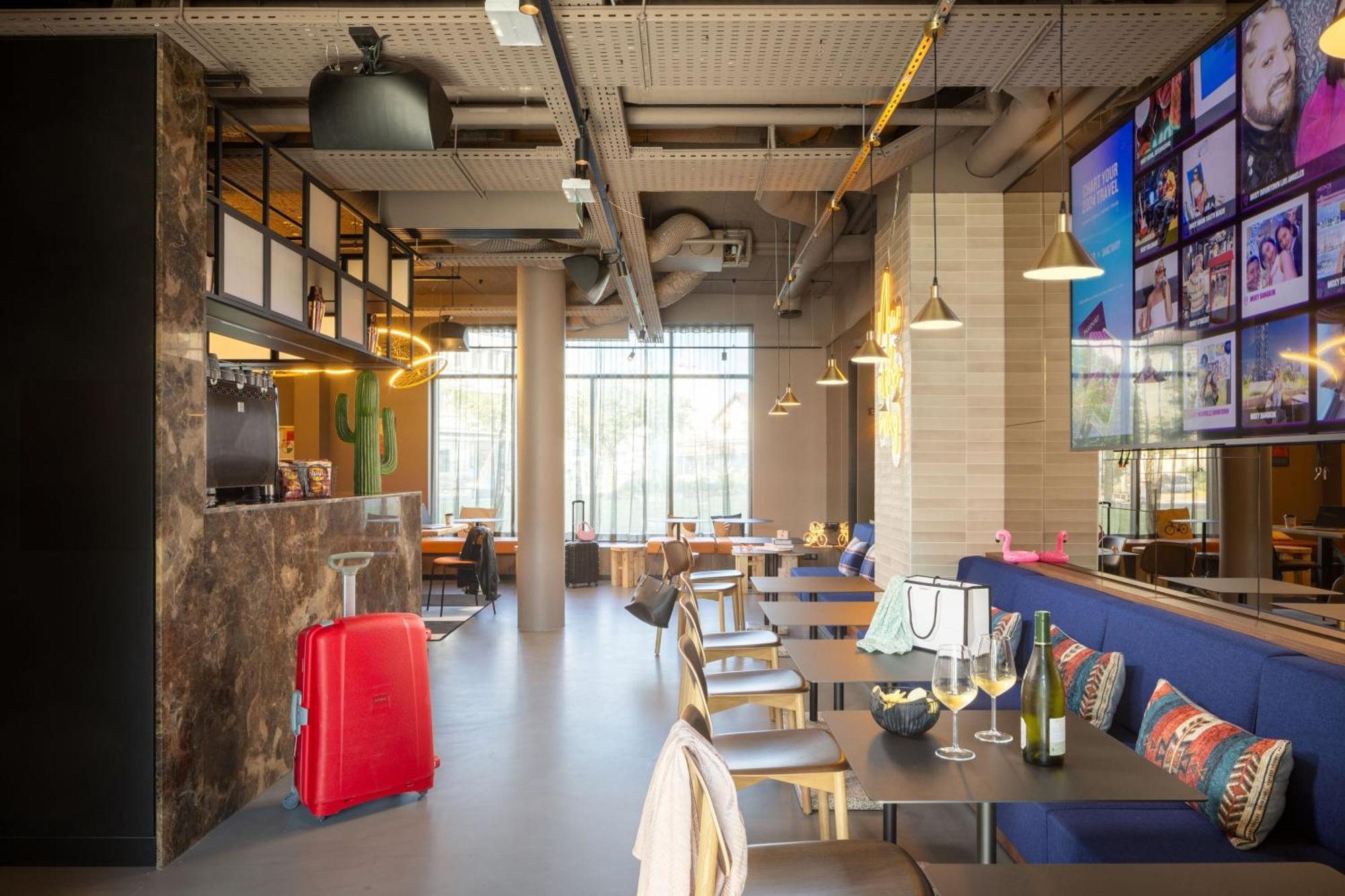 Moxy Paris Clamart Ngoại thất bức ảnh