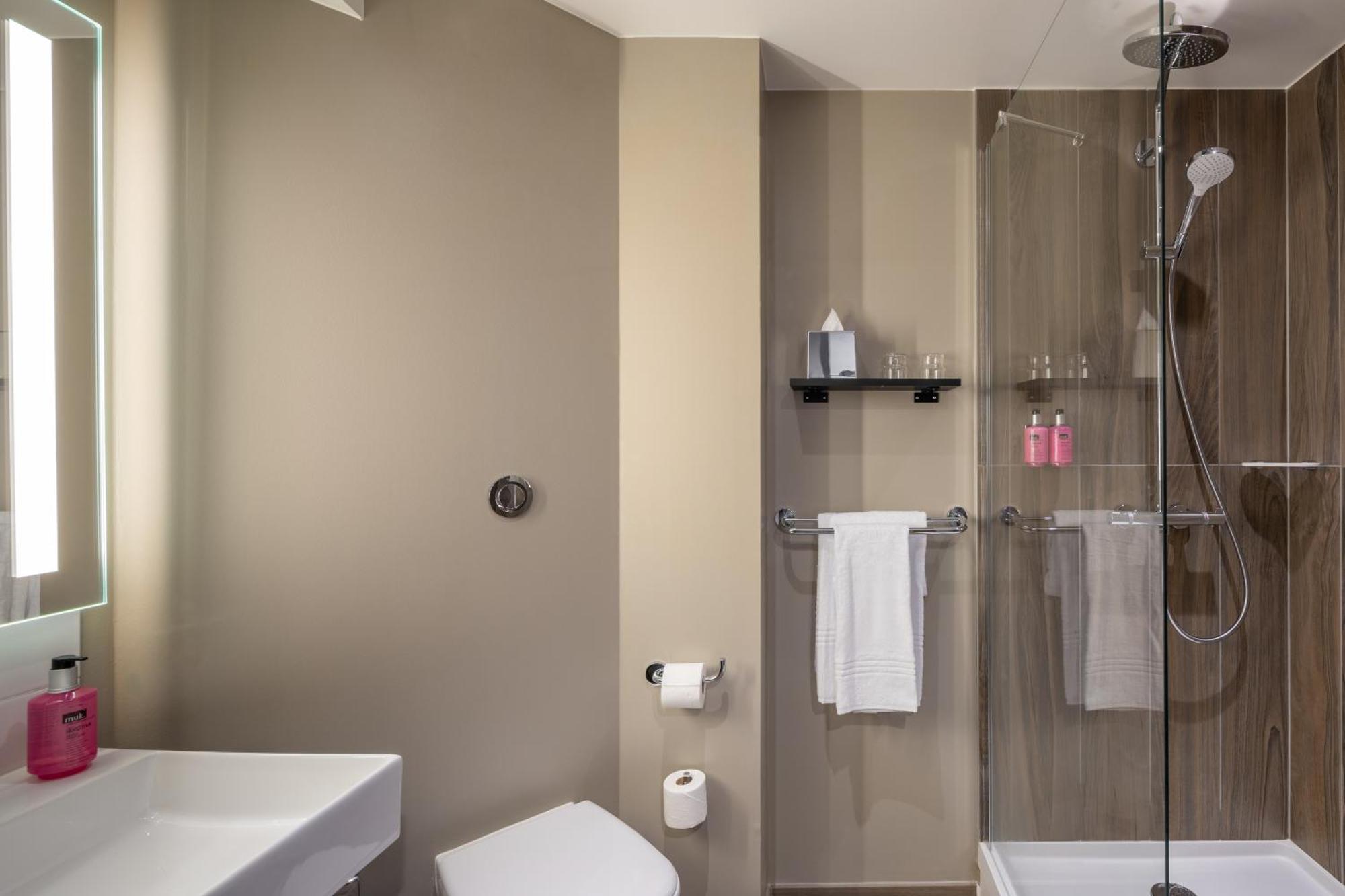 Moxy Paris Clamart Ngoại thất bức ảnh