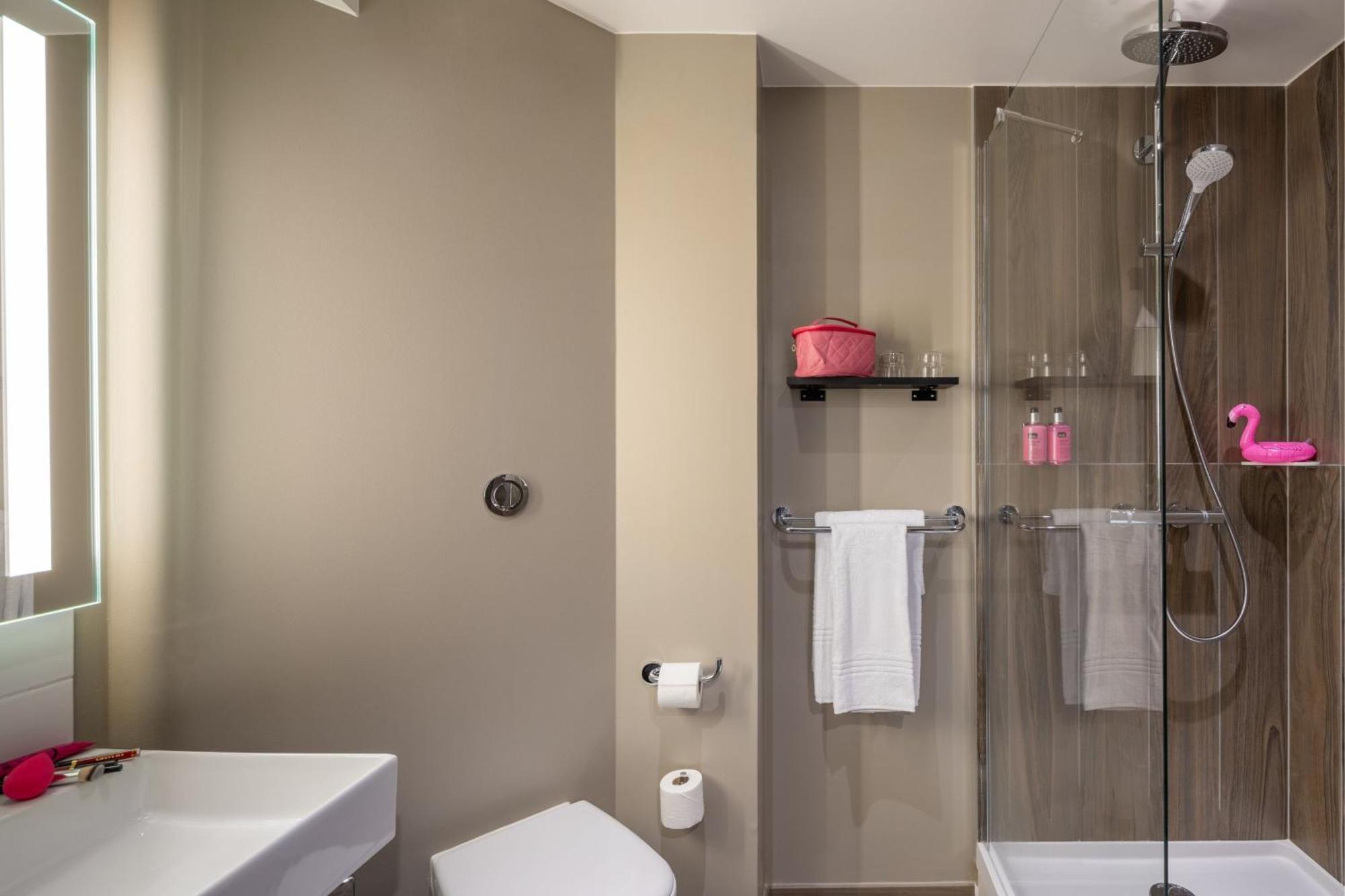 Moxy Paris Clamart Ngoại thất bức ảnh