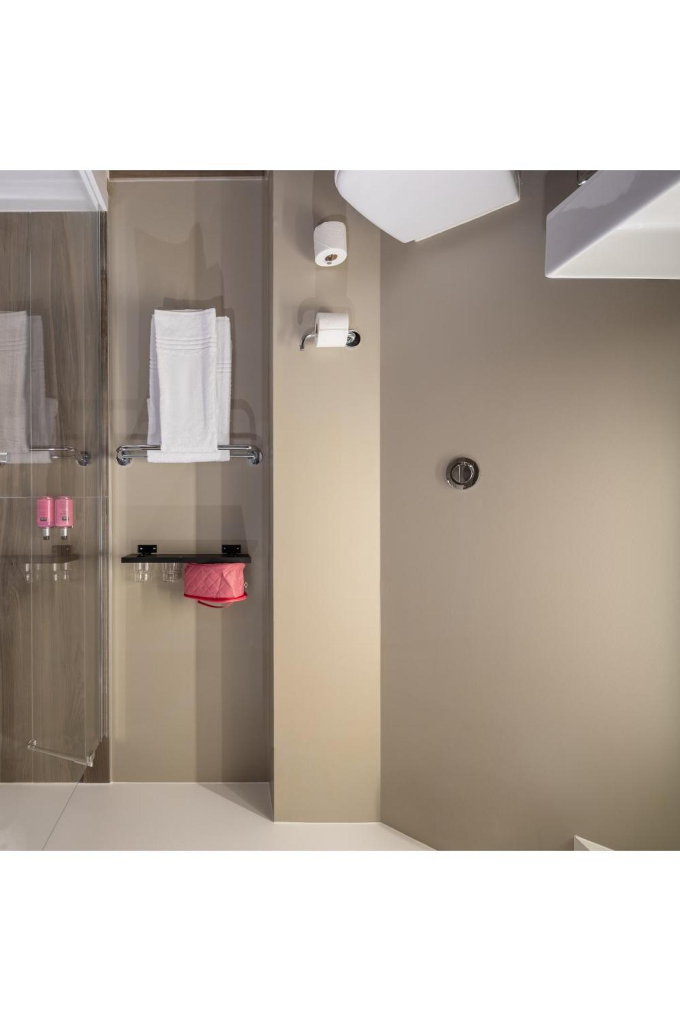 Moxy Paris Clamart Ngoại thất bức ảnh